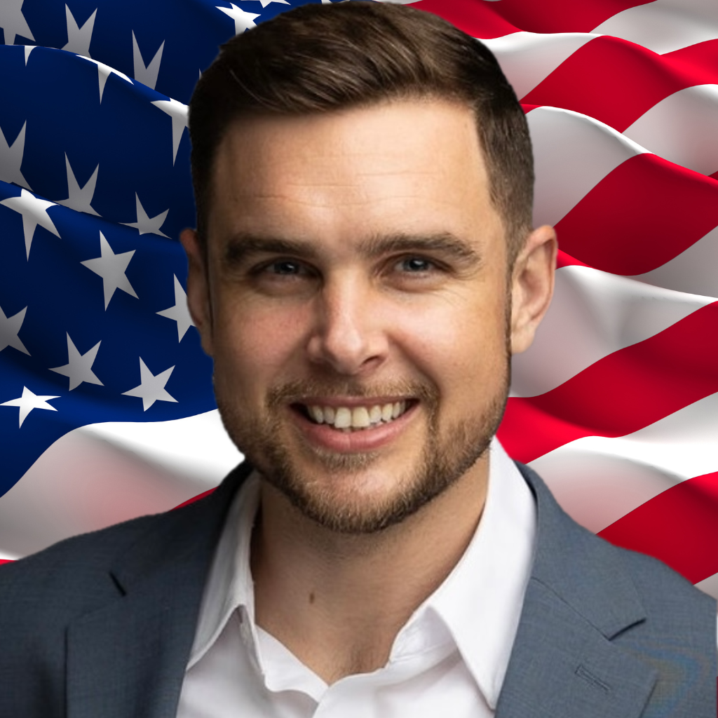 Headshot of Joshua Diskin